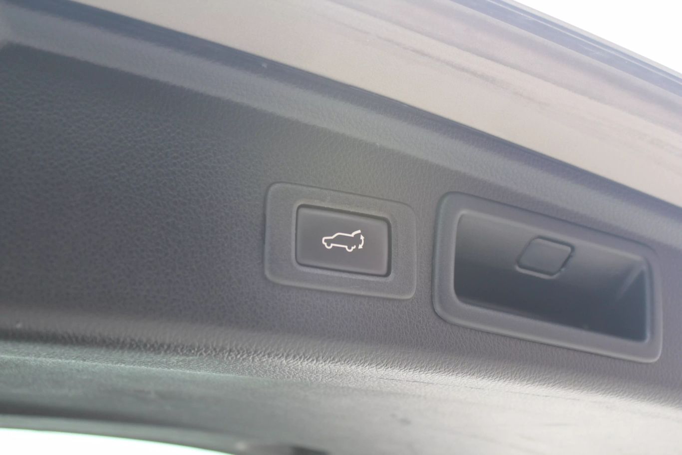 2017 Subaru Forester 2.0xt Touring Sport Utility 4d - Image 28