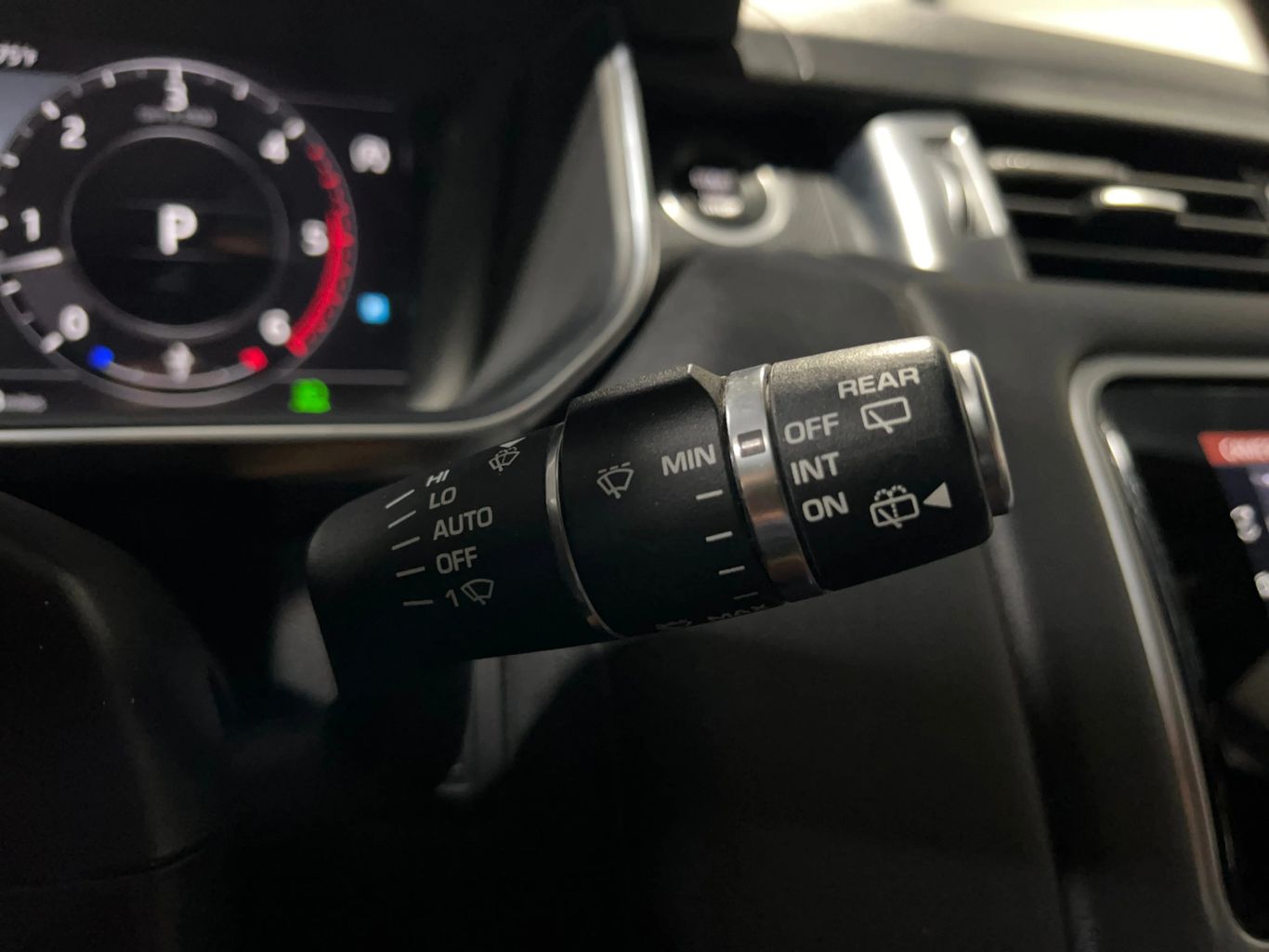 2019 LAND ROVER RANGE ROVER SPORT SUV V6, TURBO DIESEL, 3.0 LITER HSE SPORT UTILITY 4D