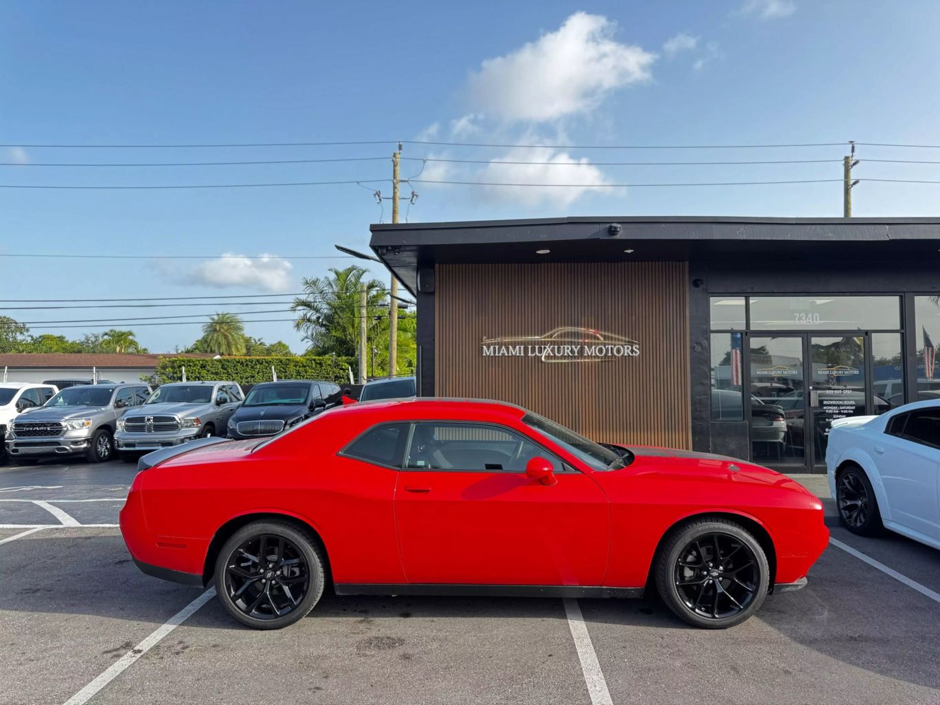 2023 Dodge Challenger SXT's photo