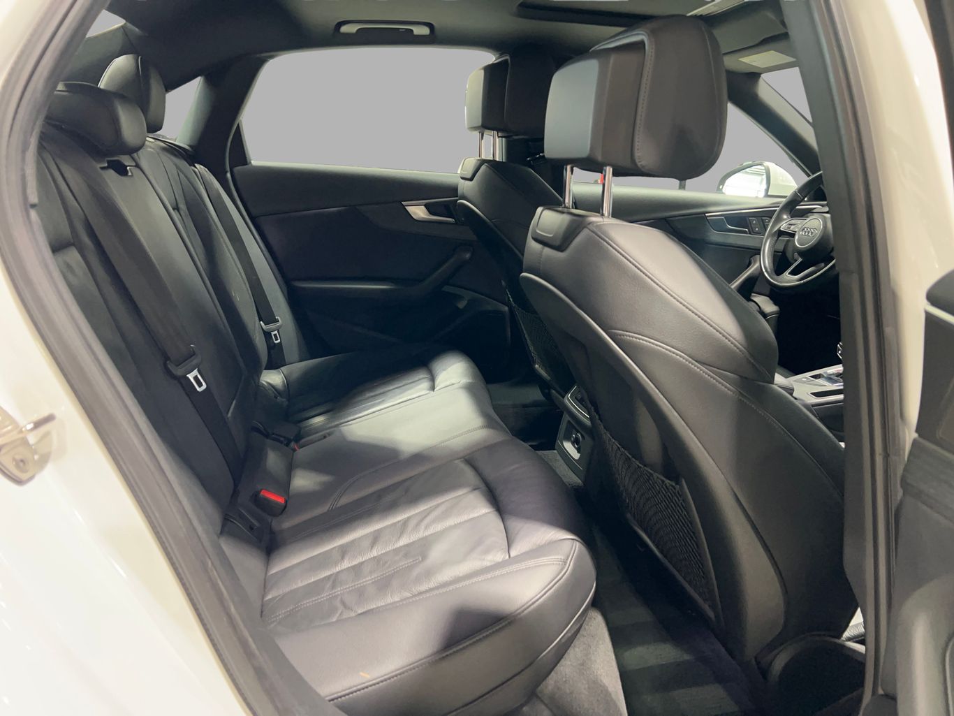 2018 AUDI A4 SEDAN 4-CYL, TURBO, 2.0 LITER ULTRA PREMIUM SEDAN 4D