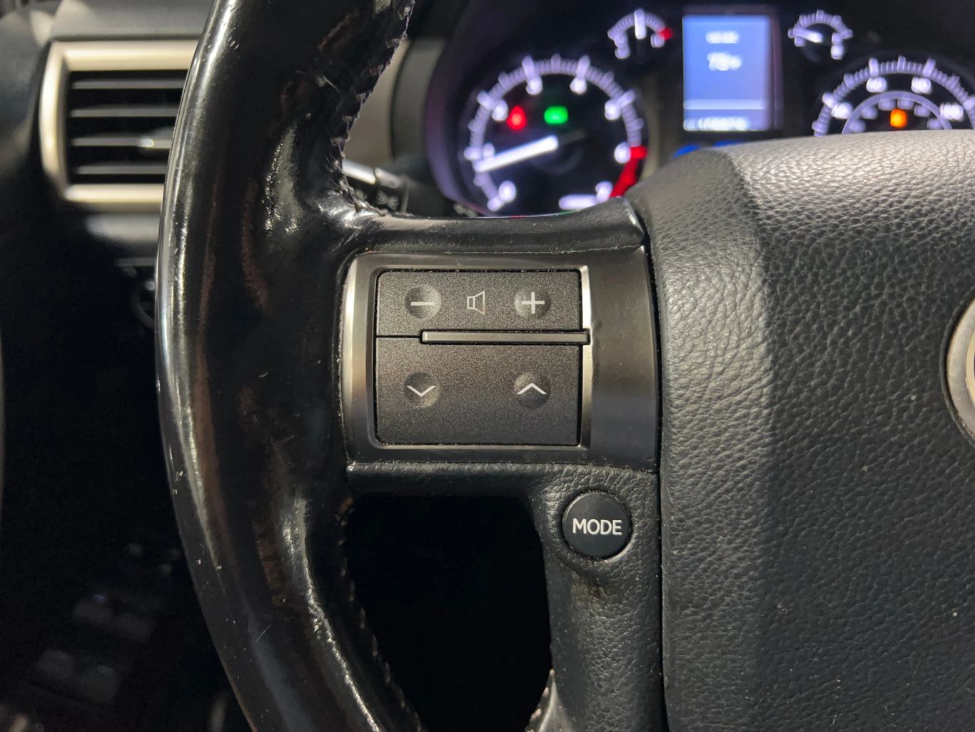 2017 LEXUS GX SUV V8, 4.6 LITER GX 460 SPORT UTILITY 4D