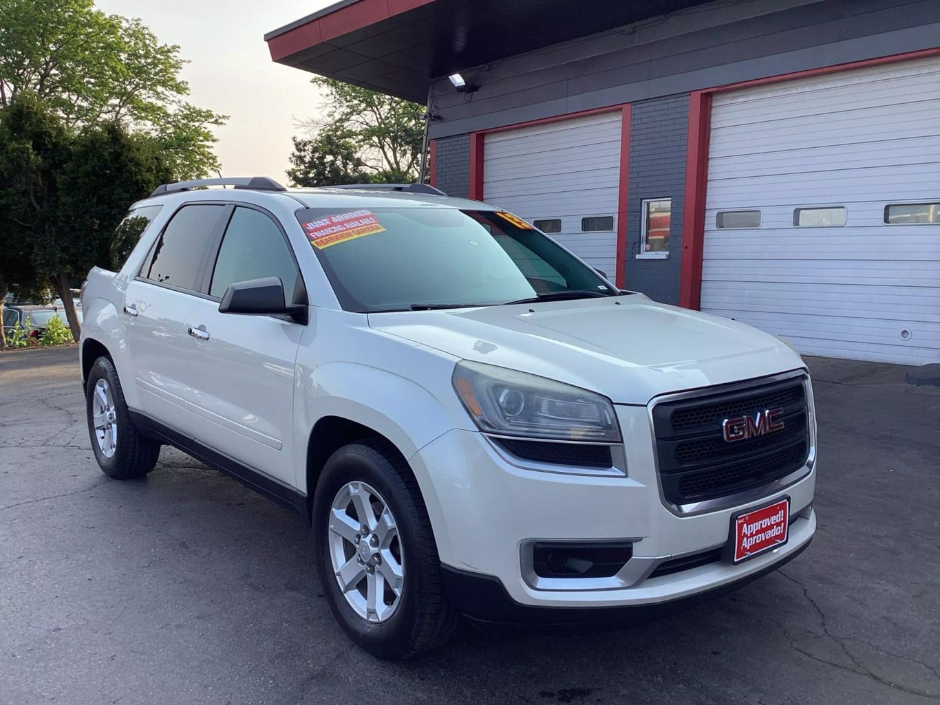 2013 Gmc Acadia - Image 2