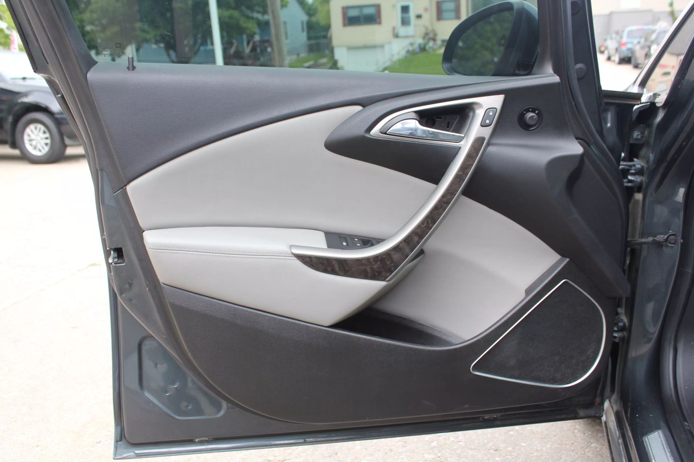2013 Buick Verano Sedan 4d - Image 17