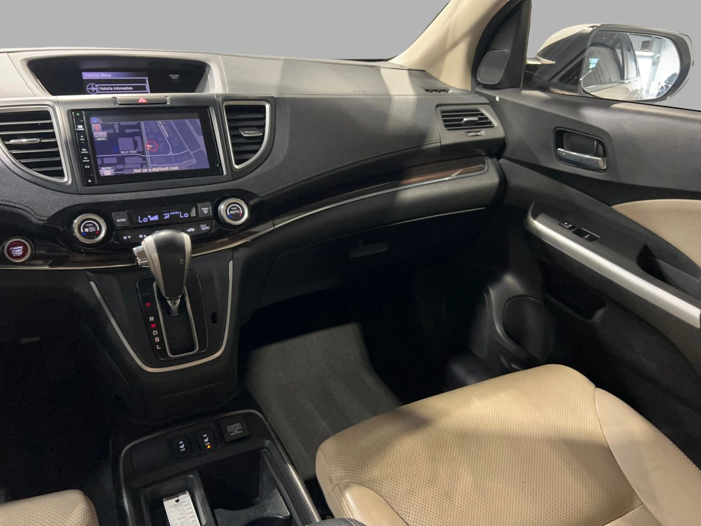 2015 HONDA CR-V SUV 4-CYL, I-VTEC, 2.4 LITER TOURING SPORT UTILITY 4D