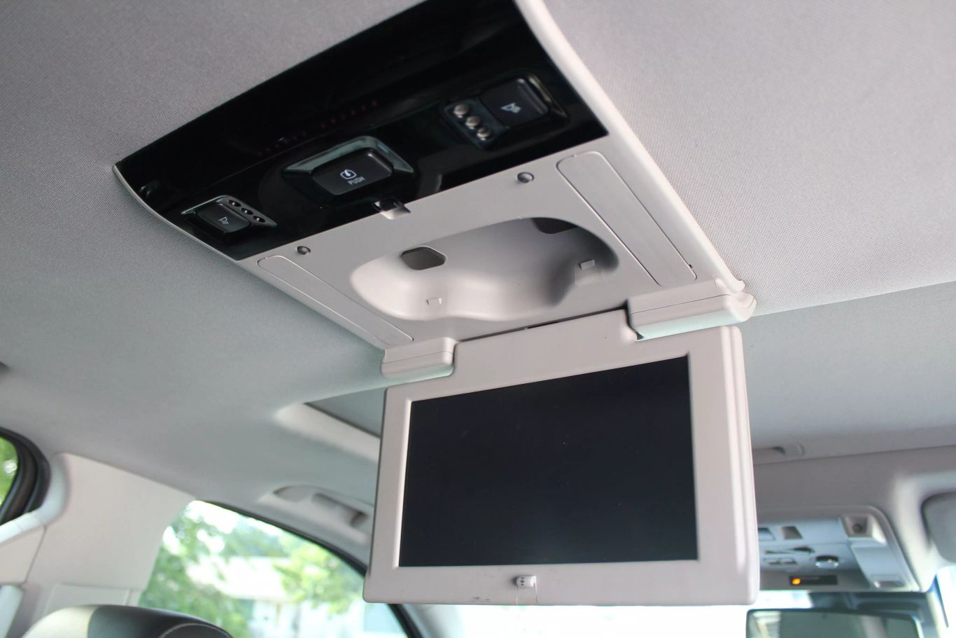 2015 Cadillac Escalade Esv Premium Sport Utility 4d - Image 20