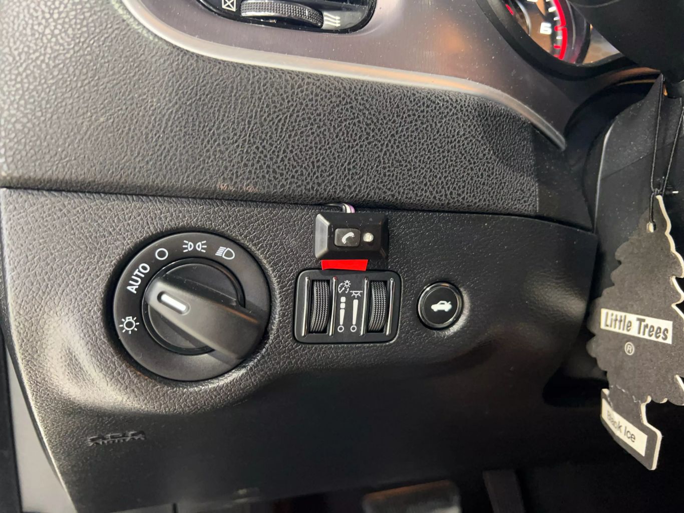 2022 DODGE CHARGER SEDAN V6, 3.6 LITER SXT SEDAN 4D