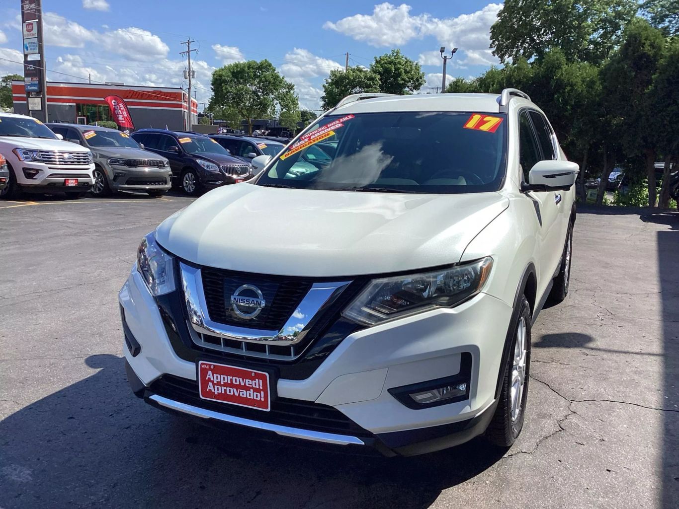 2017 Nissan Rogue - Image 5