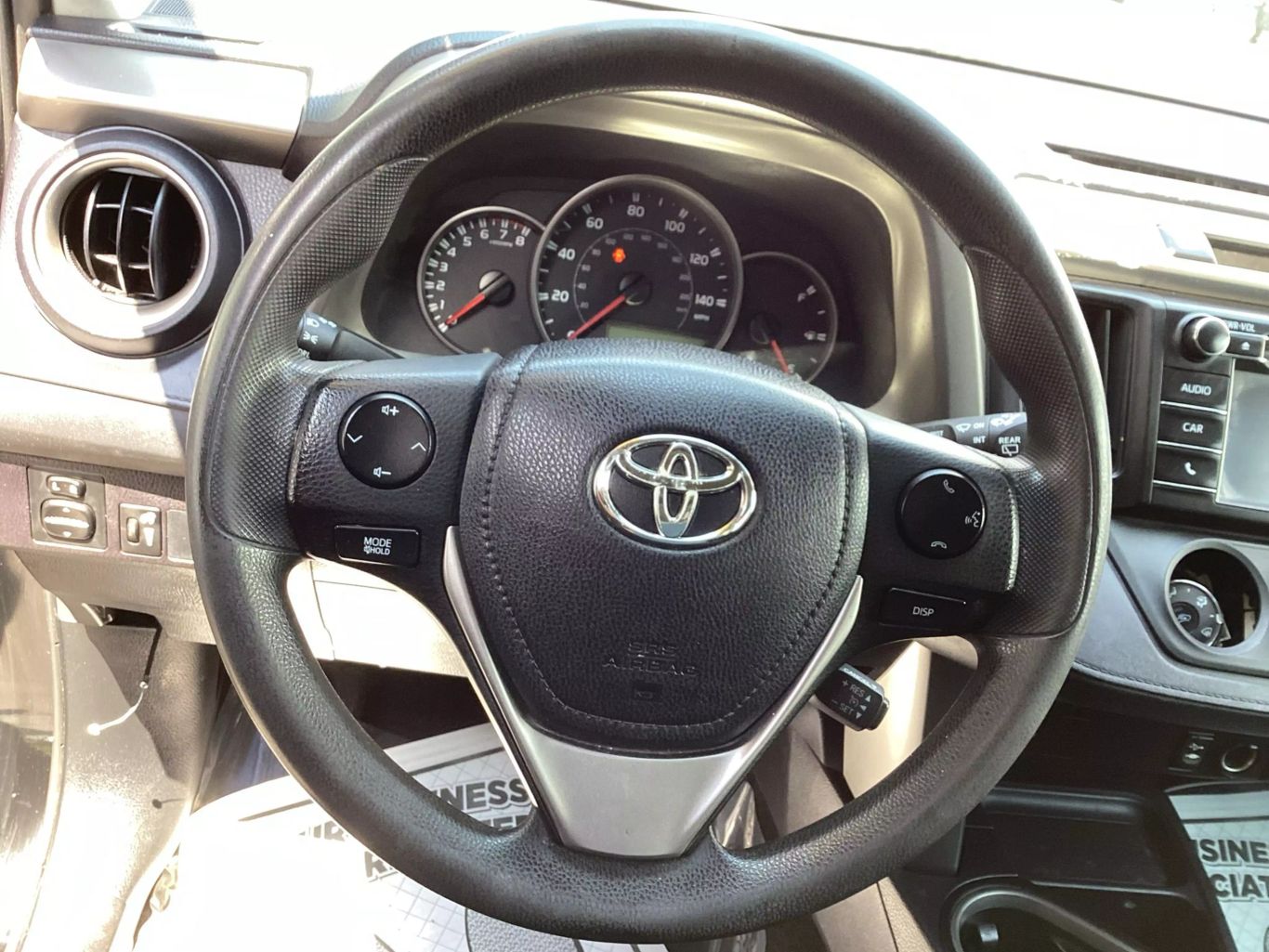2016 Toyota Rav4 - Image 15