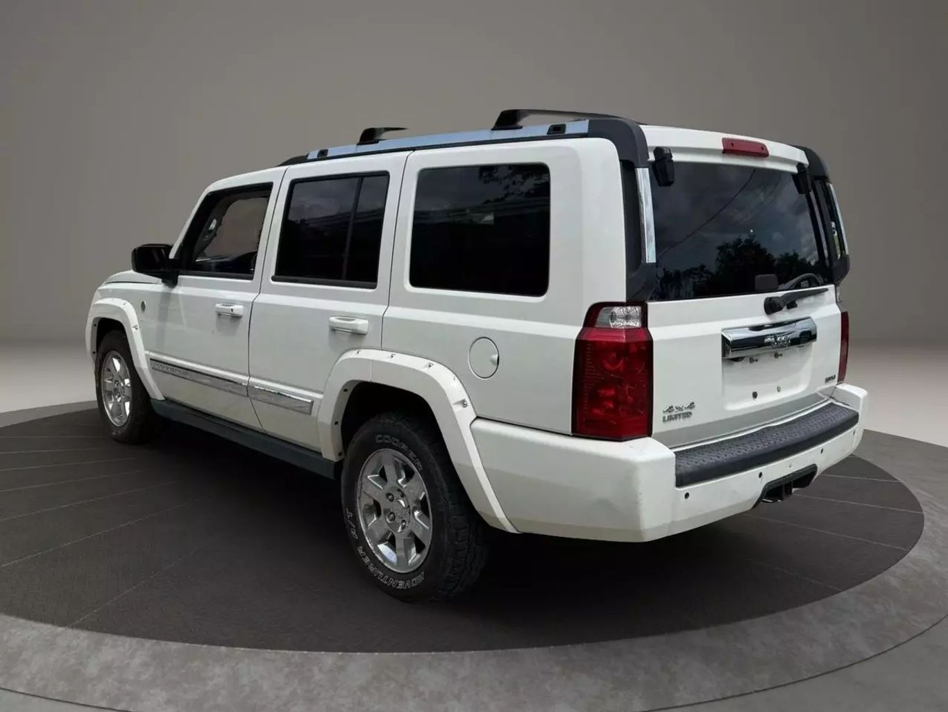 2008 JEEP COMMANDER SUV V8, HEMI, 5.7 LITER LIMITED SPORT UTILITY 4D