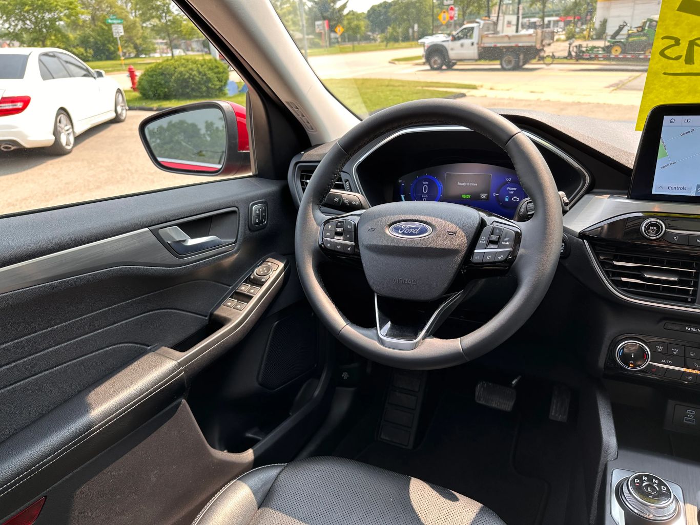 2022 FORD ESCAPE SUV 4-CYL, HYBRID, 2.5 LITER TITANIUM HYBRID SPORT UTILITY 4D