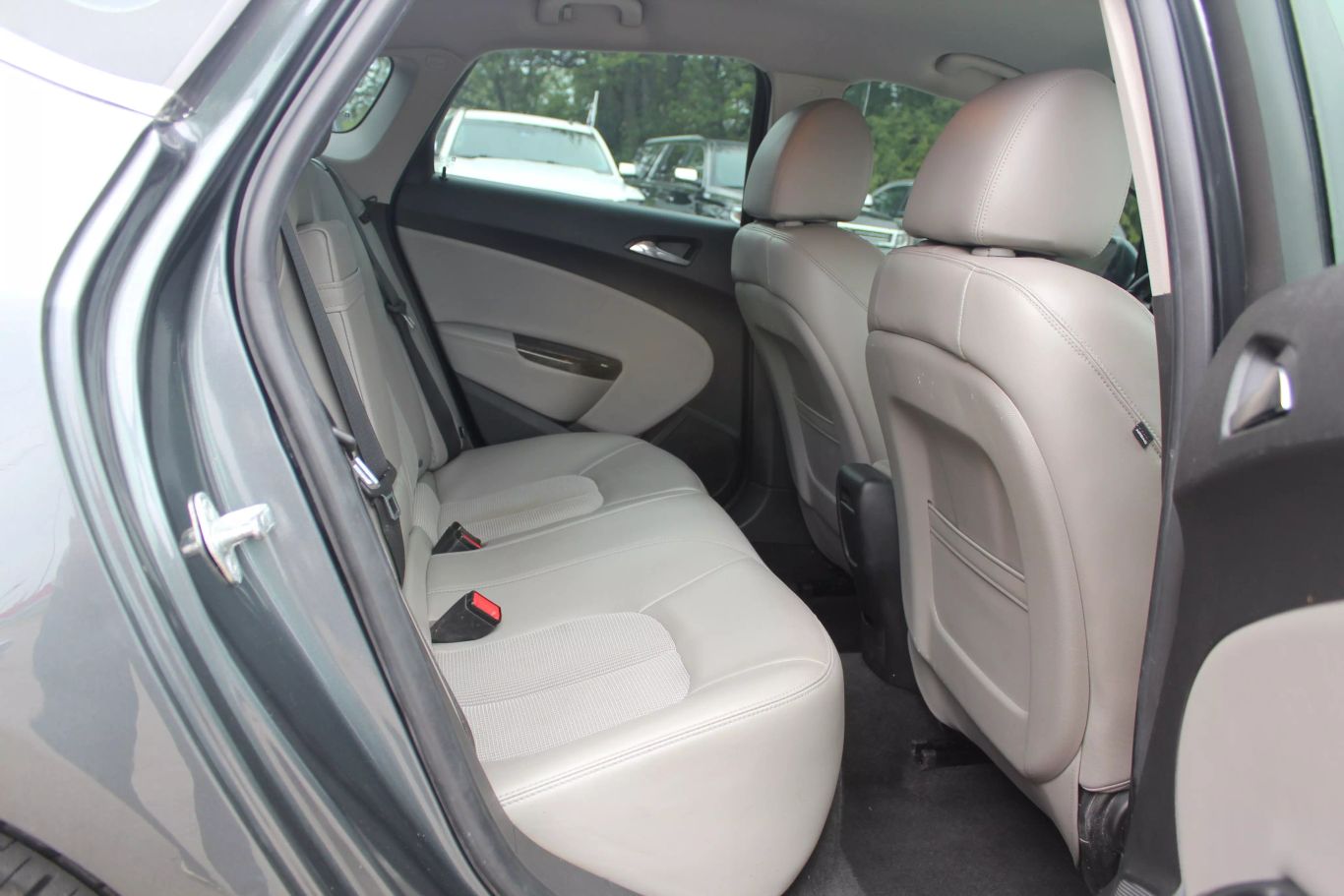 2013 Buick Verano Sedan 4d - Image 16
