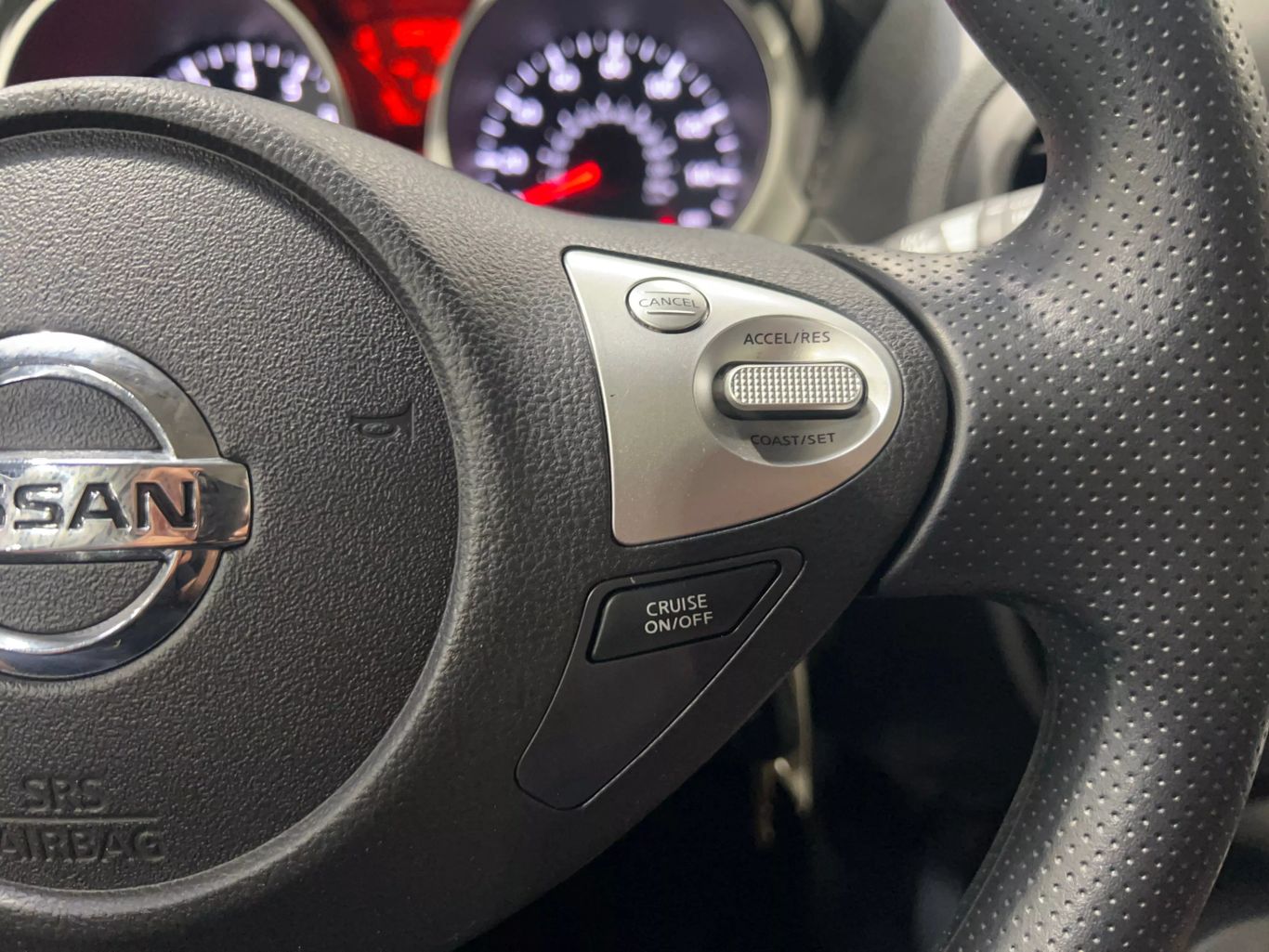 2013 NISSAN JUKE SUV 4-CYL, TURBO, 1.6 LITER S SPORT UTILITY 4D