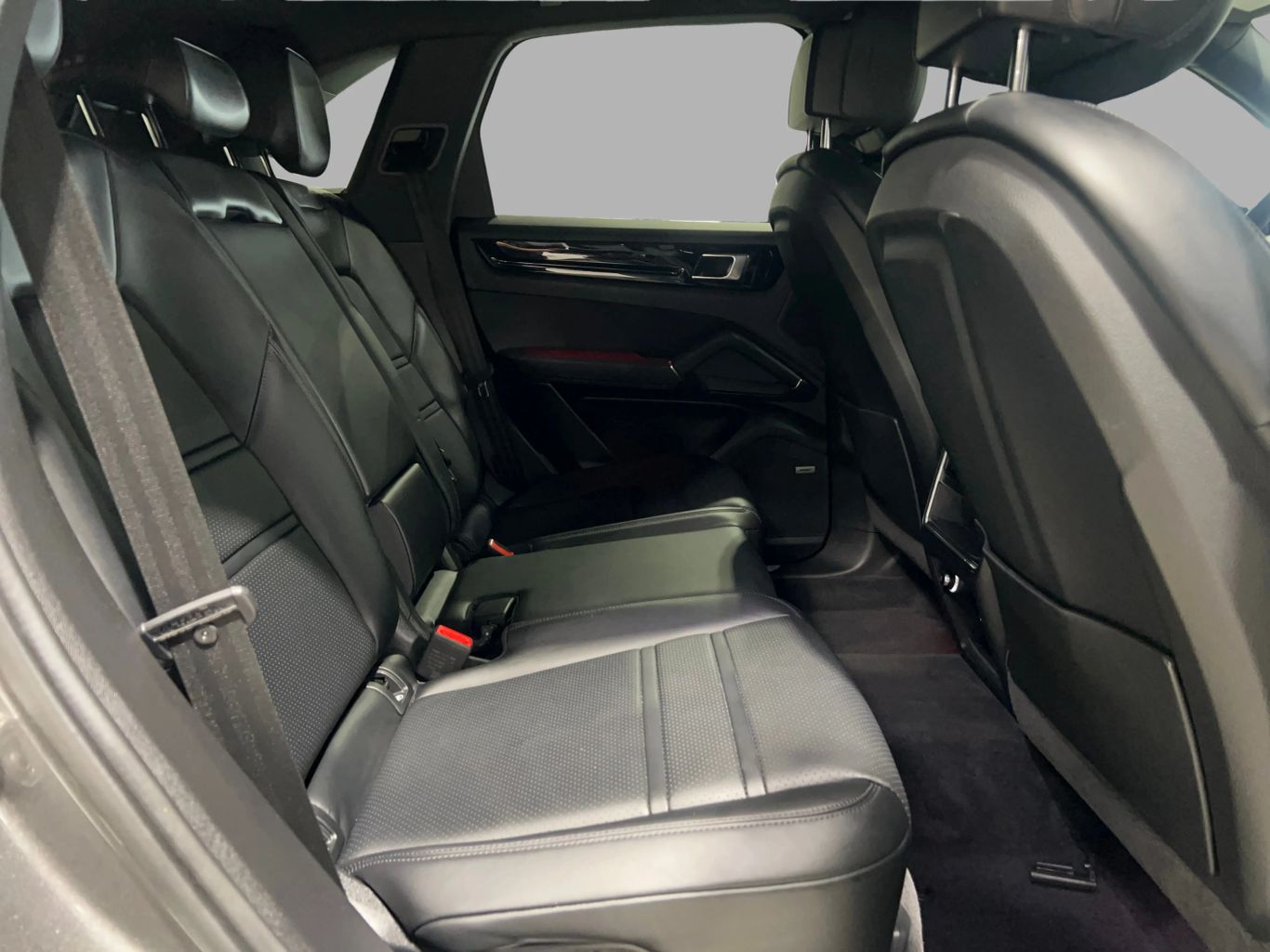 2021 PORSCHE CAYENNE SUV V6, TURBO, 3.0 LITER SPORT UTILITY 4D