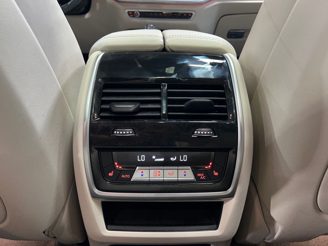 2022 BMW X5 SUV V8, TWIN TURBO, 4.4 LITER M50I SPORT UTILITY 4D
