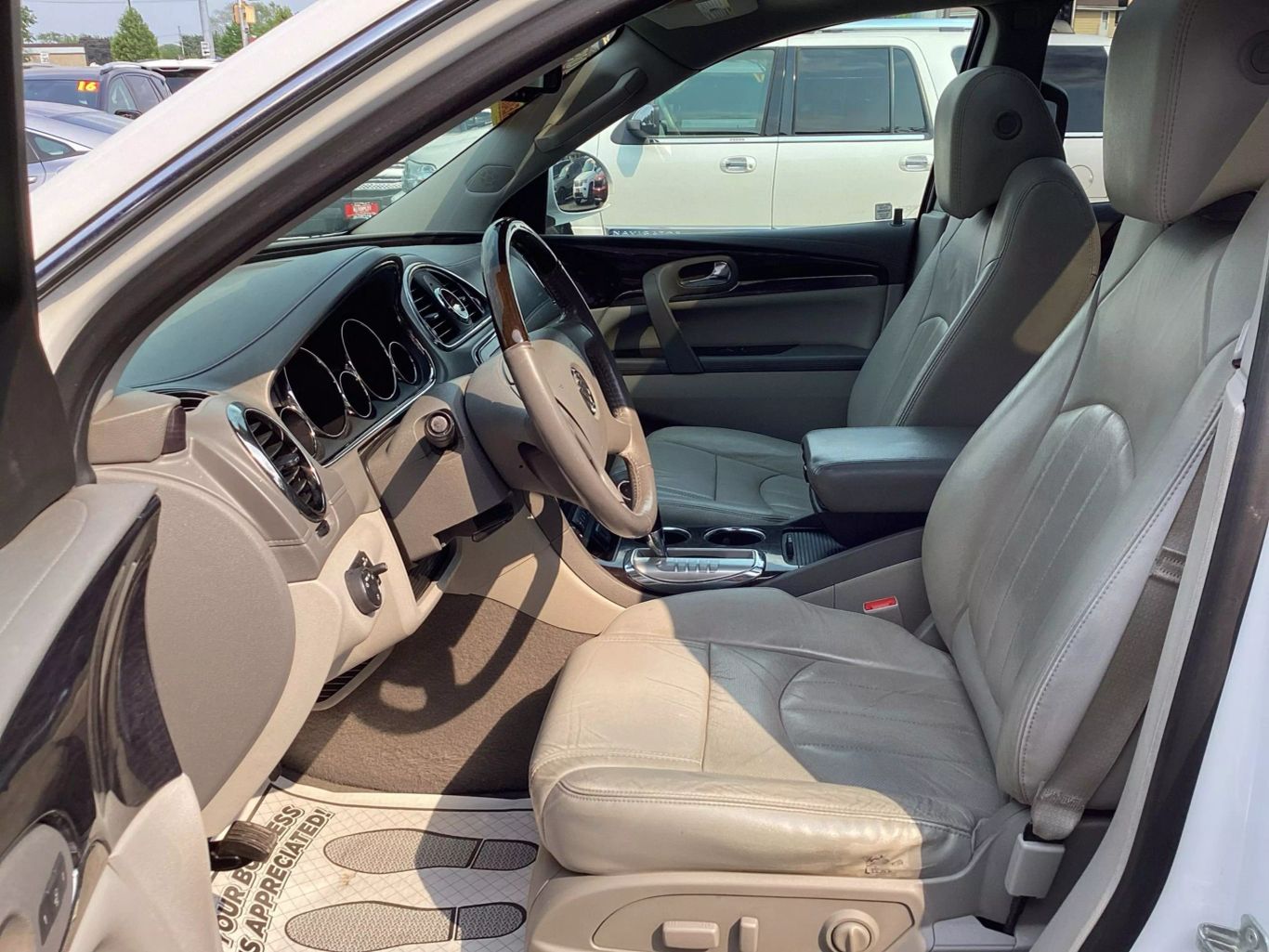 2016 Buick Enclave - Image 11