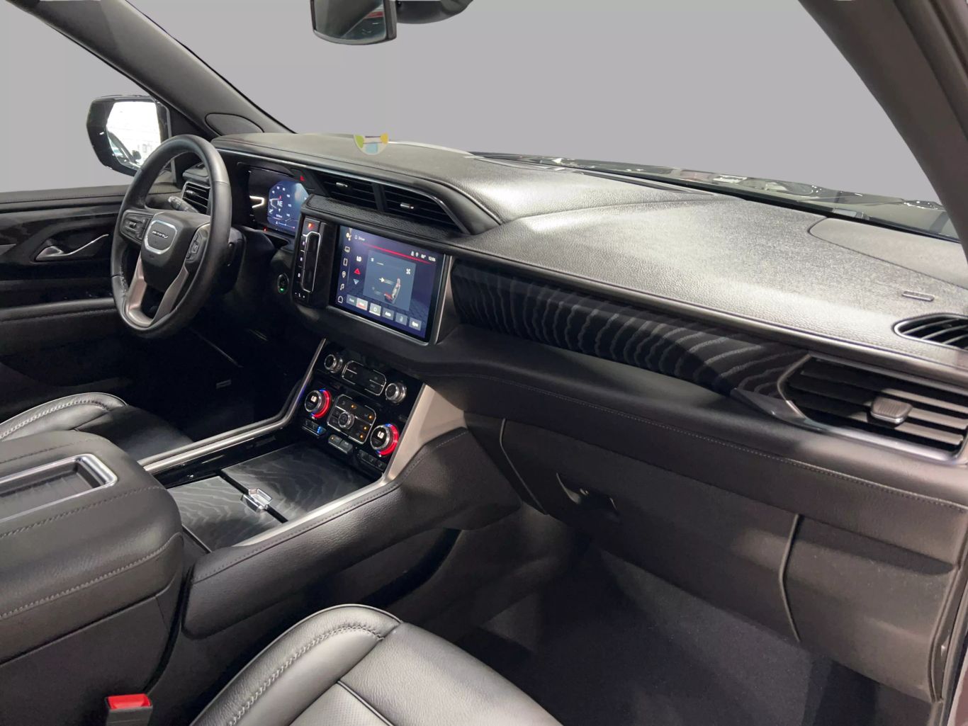 2024 GMC YUKON SUV V8, ECOTEC3, 6.2 LITER DENALI SPORT UTILITY 4D