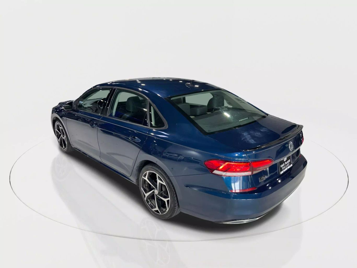 2020 VOLKSWAGEN PASSAT SEDAN 4-CYL, TURBO, 2.0 LITER R-LINE SEDAN 4D