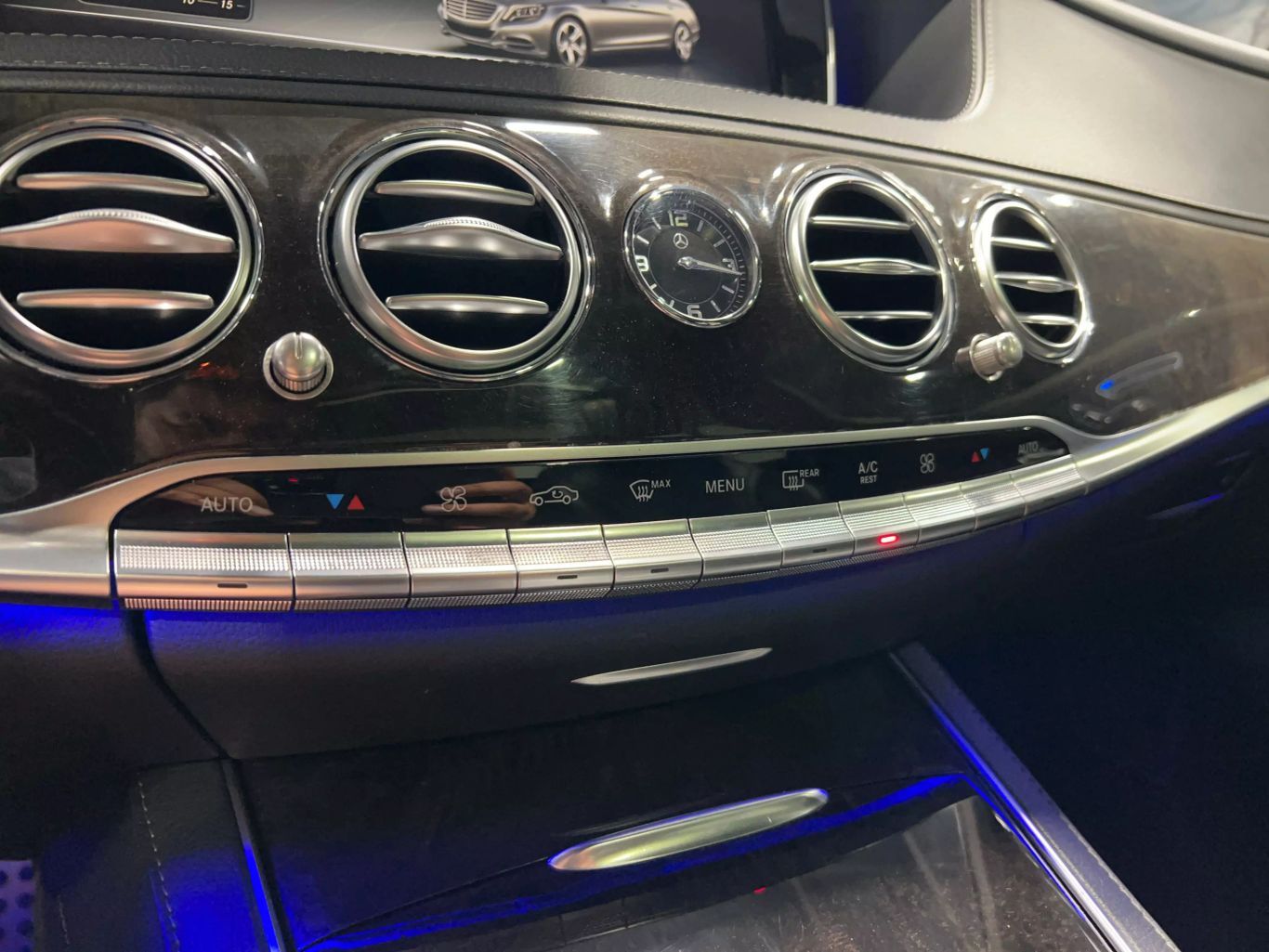 2015 MERCEDES-BENZ S-CLASS SEDAN V8, TT, 4.7L S 550 4MATIC SEDAN 4D