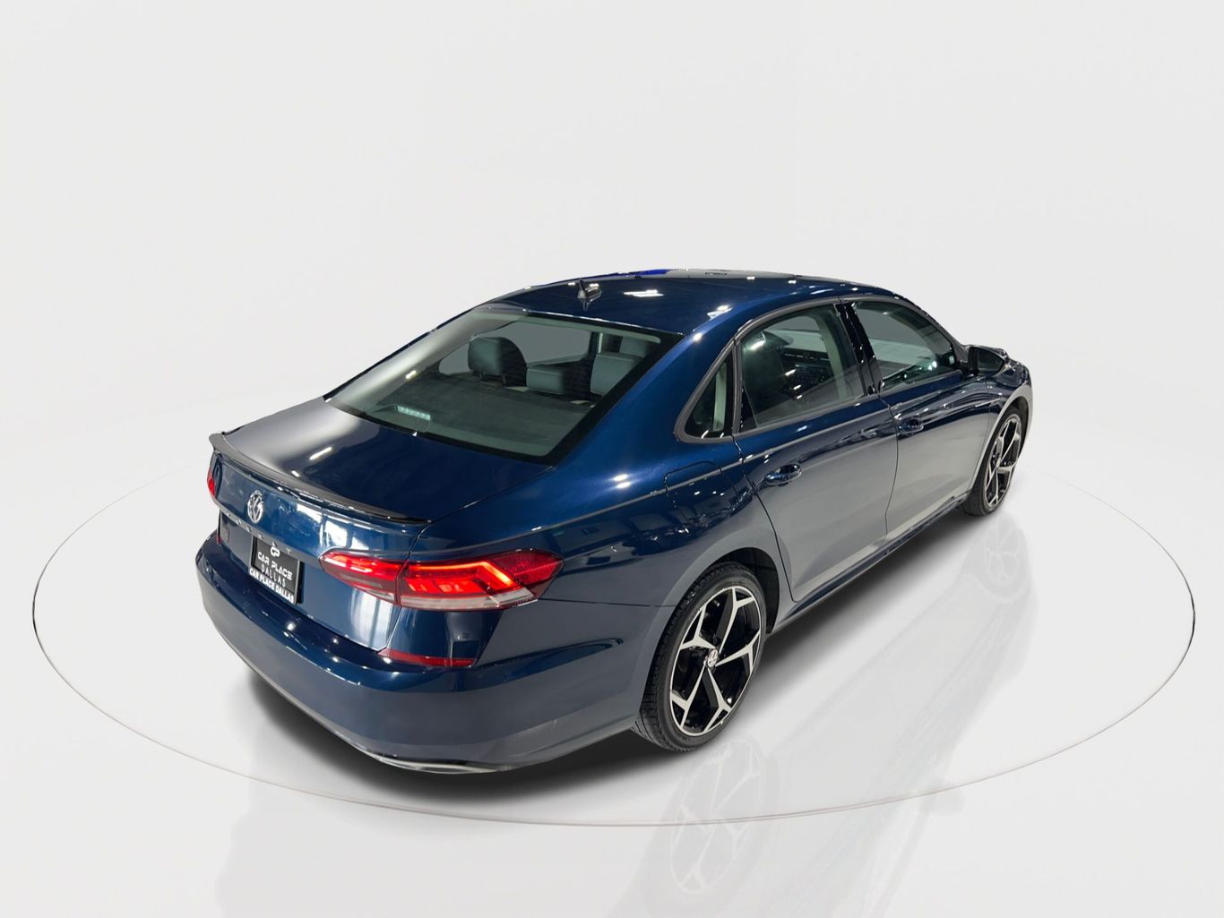 2020 VOLKSWAGEN PASSAT SEDAN 4-CYL, TURBO, 2.0 LITER R-LINE SEDAN 4D