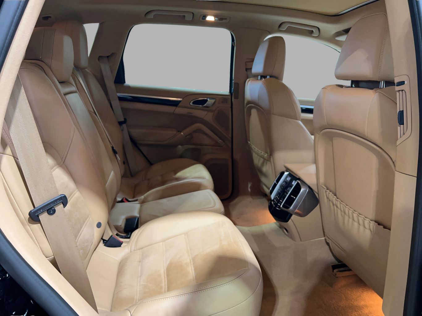 2017 PORSCHE CAYENNE SUV V6, 3.6 LITER SPORT UTILITY 4D