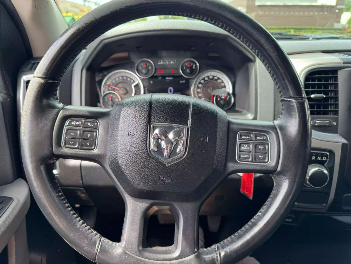 2016 RAM 1500 CREW CAB PICKUP V8, HEMI, 5.7 LITER SLT PICKUP 4D 5 1/2 FT