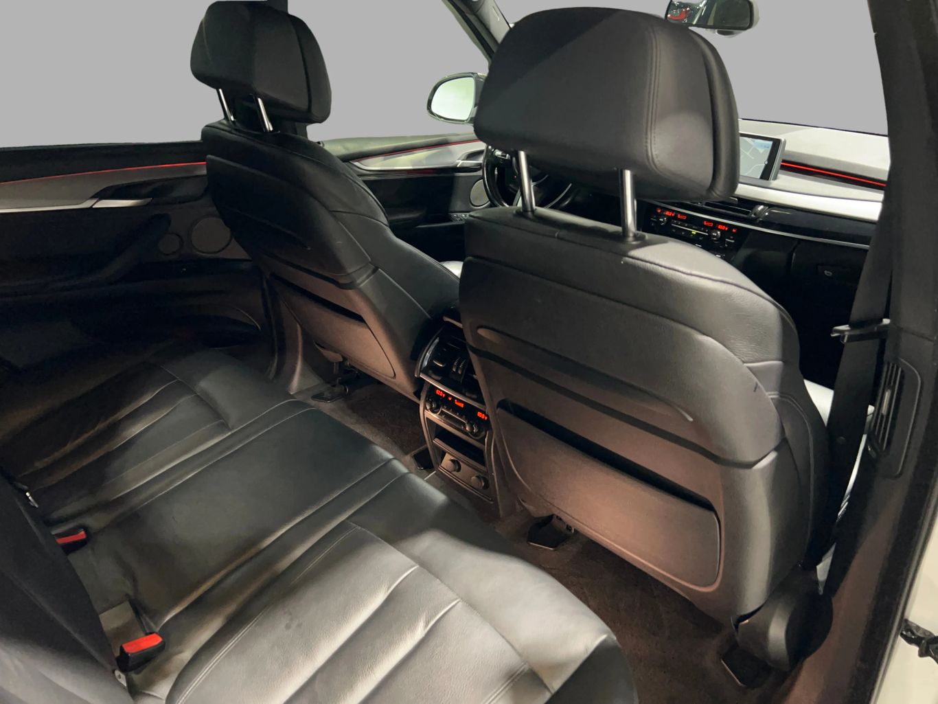 2014 BMW X5 SUV V8, TWIN TURBO, 4.4 LITER XDRIVE50I SPORT UTILITY 4D