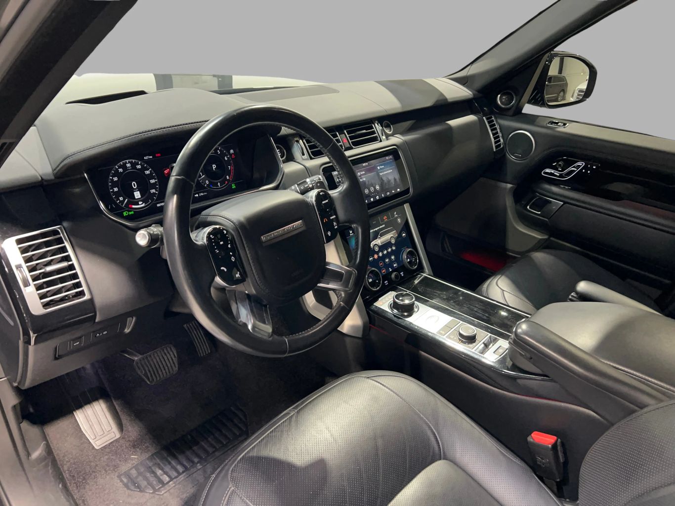 2019 LAND ROVER RANGE ROVER SUV V8, SUPERCHARGED, 5.0 LITER SUPERCHARGED SPORT UTILITY 4D