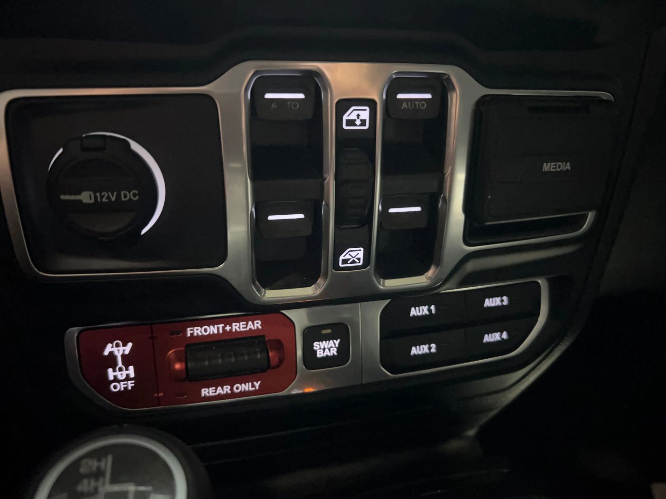 2019 JEEP WRANGLER UNLIMITED SUV V6, VVT, 3.6 LITER RUBICON SPORT UTILITY 4D