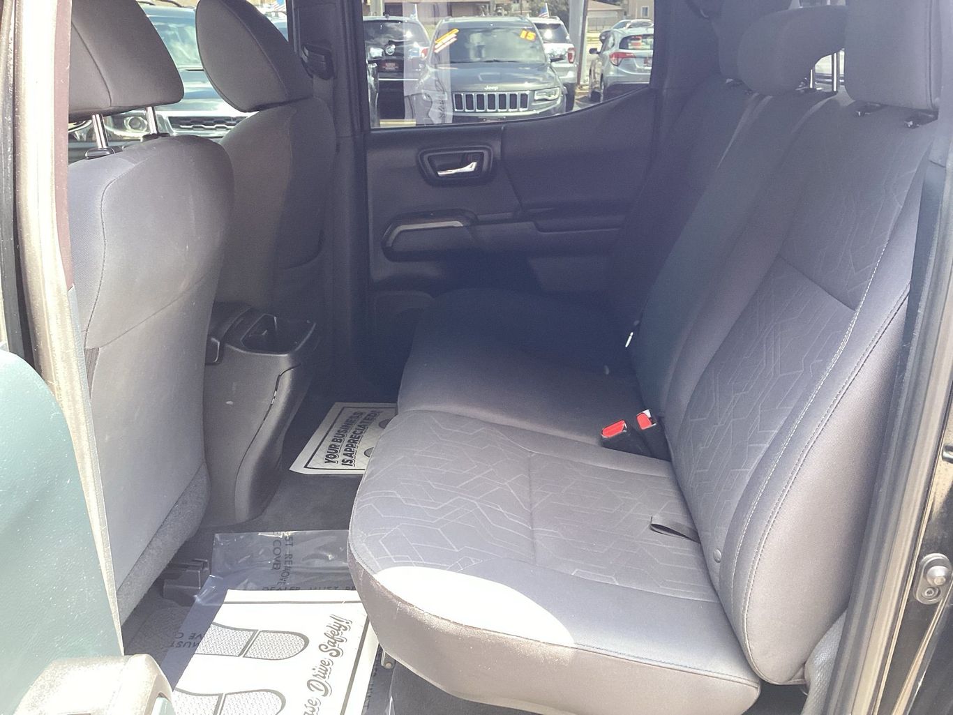 2016 Toyota Tacoma Double Cab - Image 12