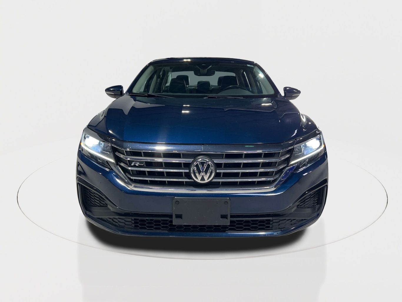 2020 VOLKSWAGEN PASSAT SEDAN 4-CYL, TURBO, 2.0 LITER R-LINE SEDAN 4D