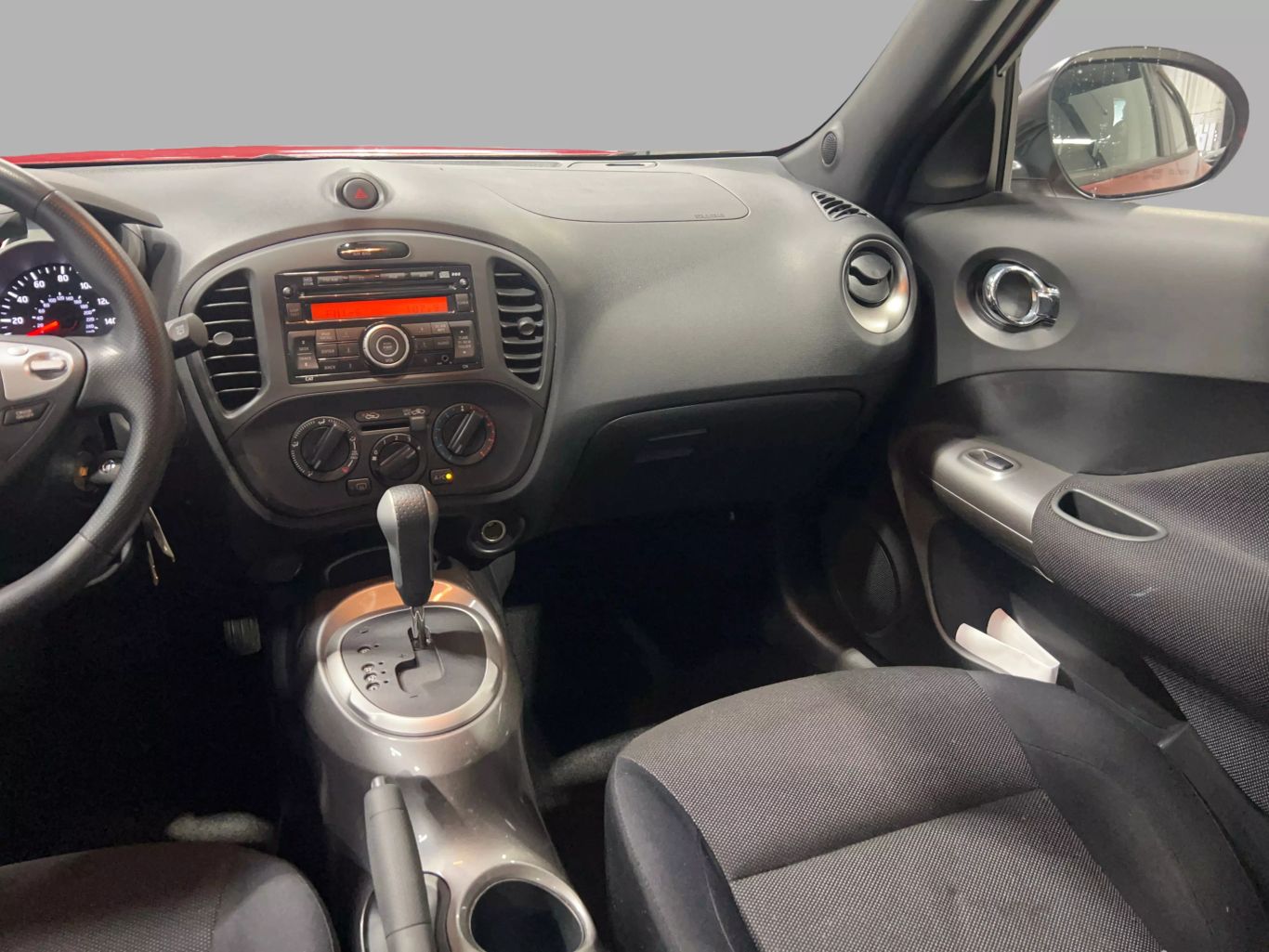 2013 NISSAN JUKE SUV 4-CYL, TURBO, 1.6 LITER S SPORT UTILITY 4D