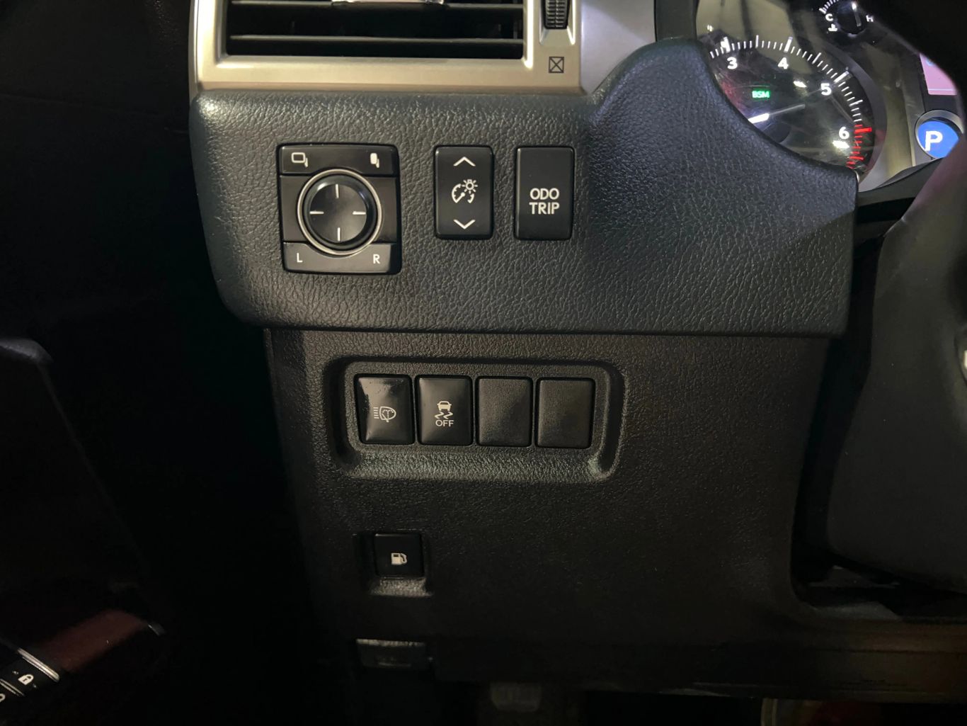 2017 LEXUS GX SUV V8, 4.6 LITER GX 460 SPORT UTILITY 4D