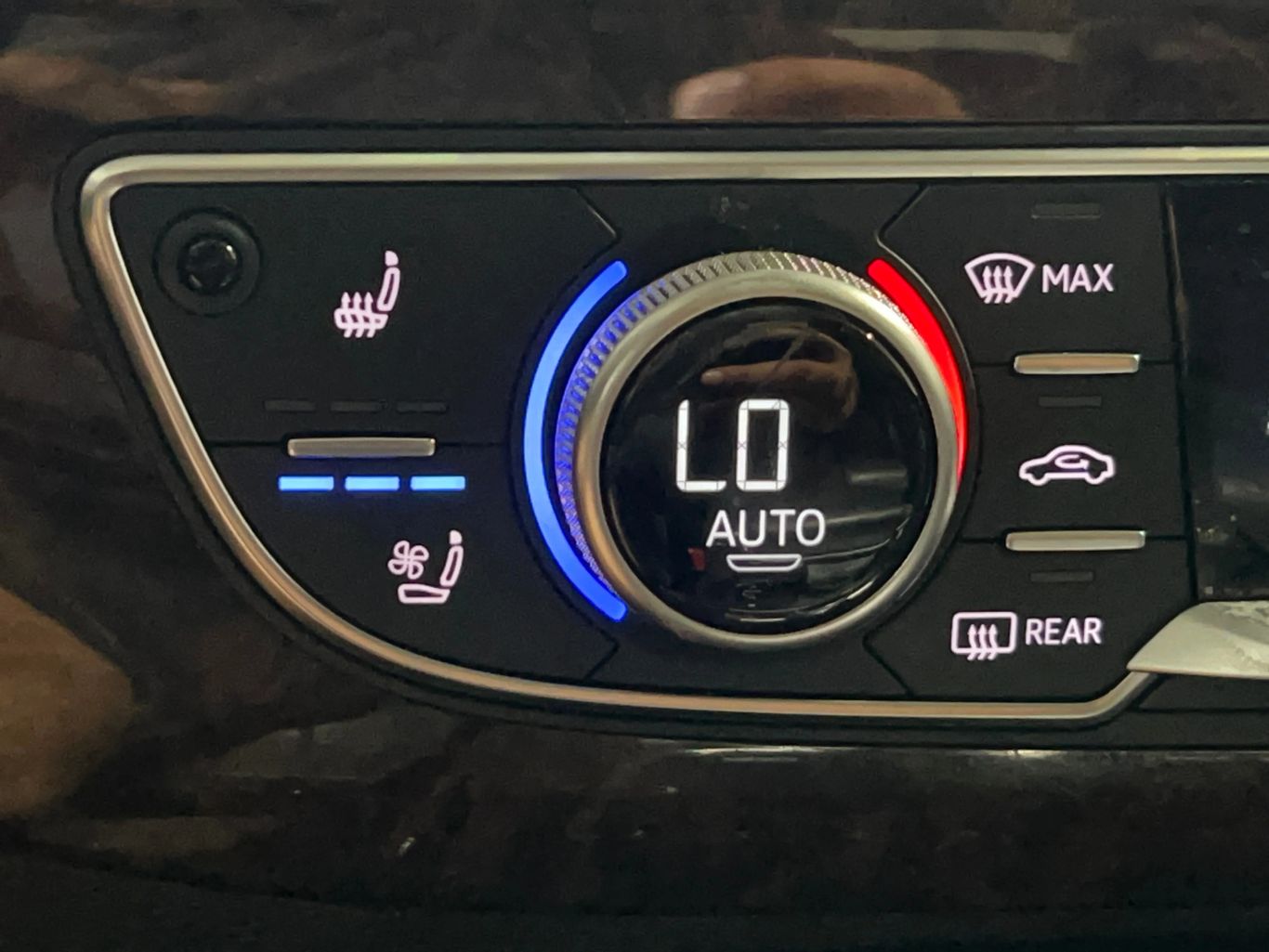 2018 AUDI Q7 SUV V6, SPRCHRGD, 3.0L 3.0T PRESTIGE SPORT UTILITY 4D