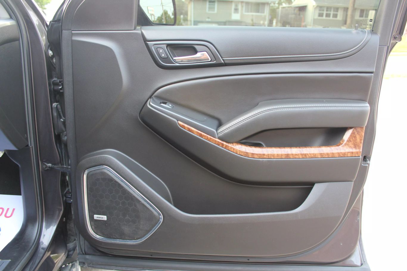 2017 Chevrolet Suburban Premier Sport Utility 4d - Image 20