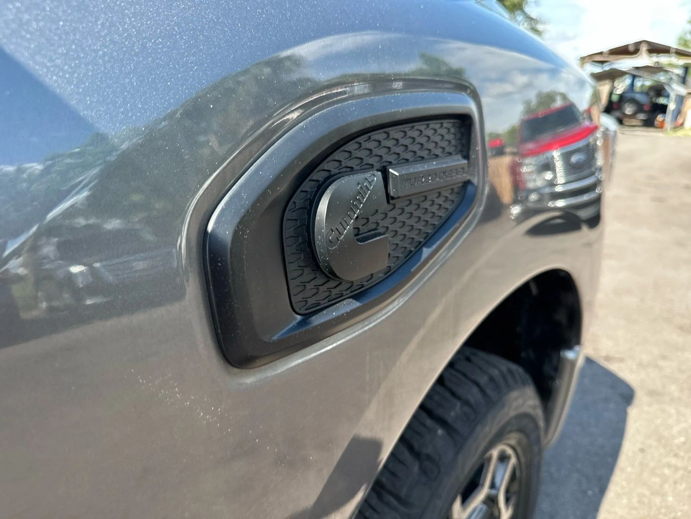 2019 NISSAN TITAN XD CREW CAB PICKUP V8, TURBO DIESEL, 5.0 LITER SV PICKUP 4D 6 1/2 FT - Tampa Motor Cars