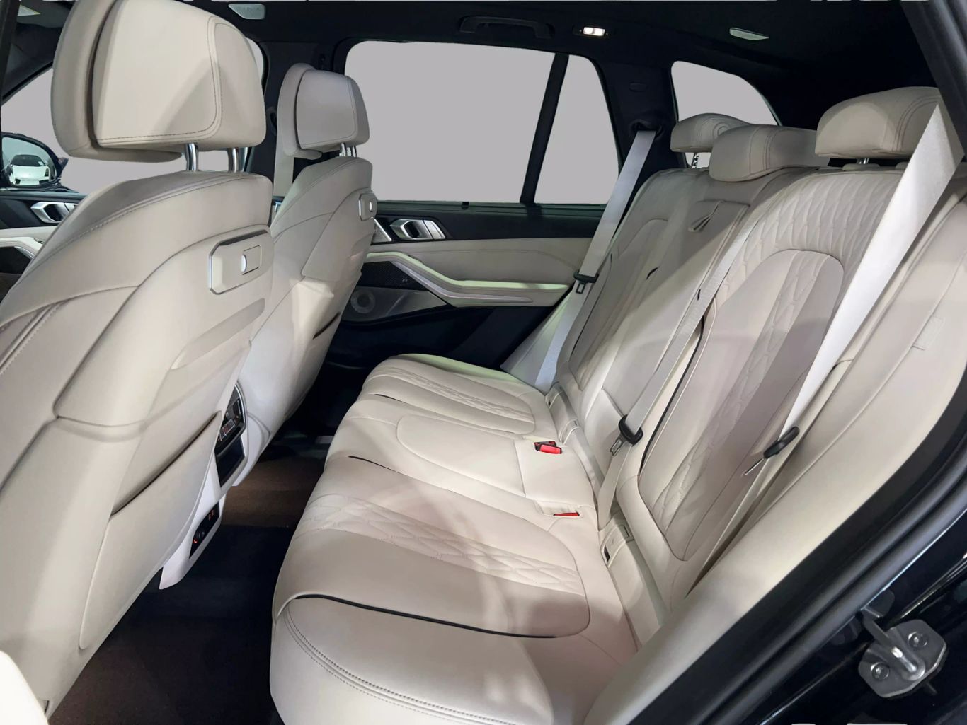 2024 BMW X5 SUV V8, TWIN TURBO, 4.4 LITER M60I SPORT UTILITY 4D