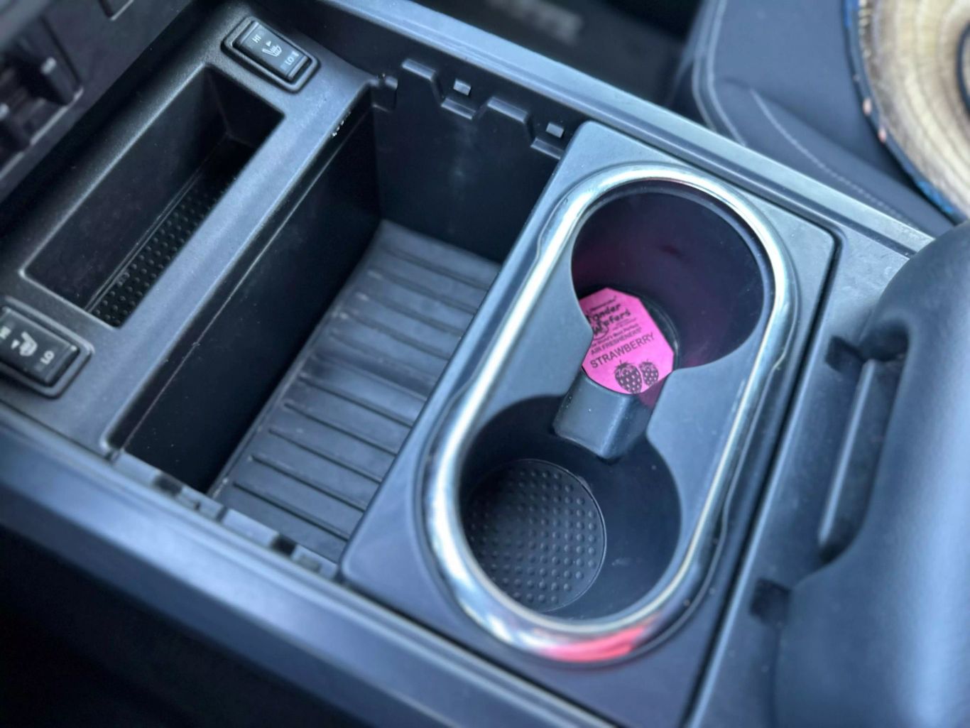 2019 NISSAN TITAN XD CREW CAB PICKUP V8, TURBO DIESEL, 5.0 LITER SV PICKUP 4D 6 1/2 FT - Tampa Motor Cars