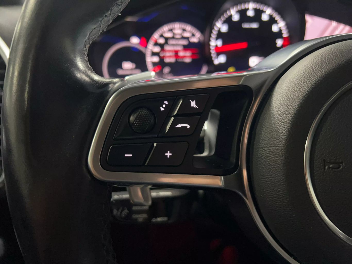 2021 PORSCHE CAYENNE SUV V6, TURBO, 3.0 LITER SPORT UTILITY 4D