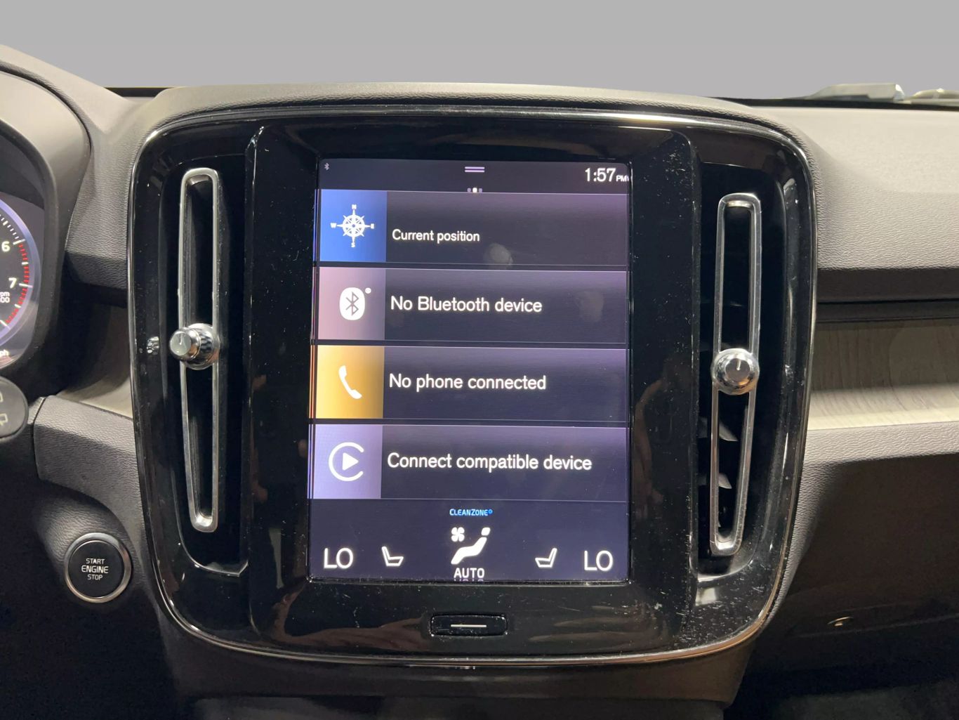 2019 VOLVO XC40 SUV 4-CYL, DRIVE-E, TURBO, 2.0 LITER T5 INSCRIPTION SPORT UTILITY 4D