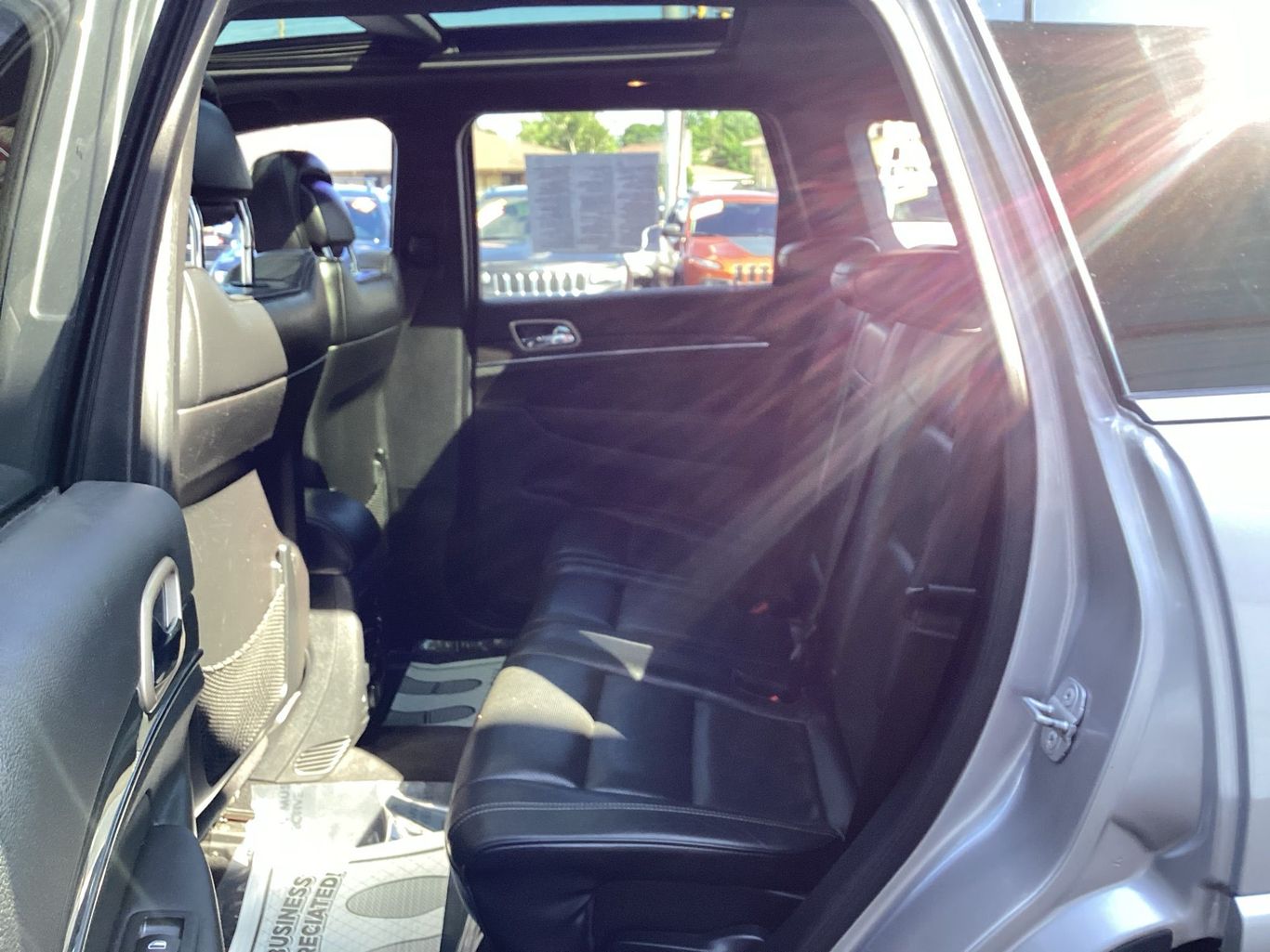 2014 Jeep Grand Cherokee - Image 12