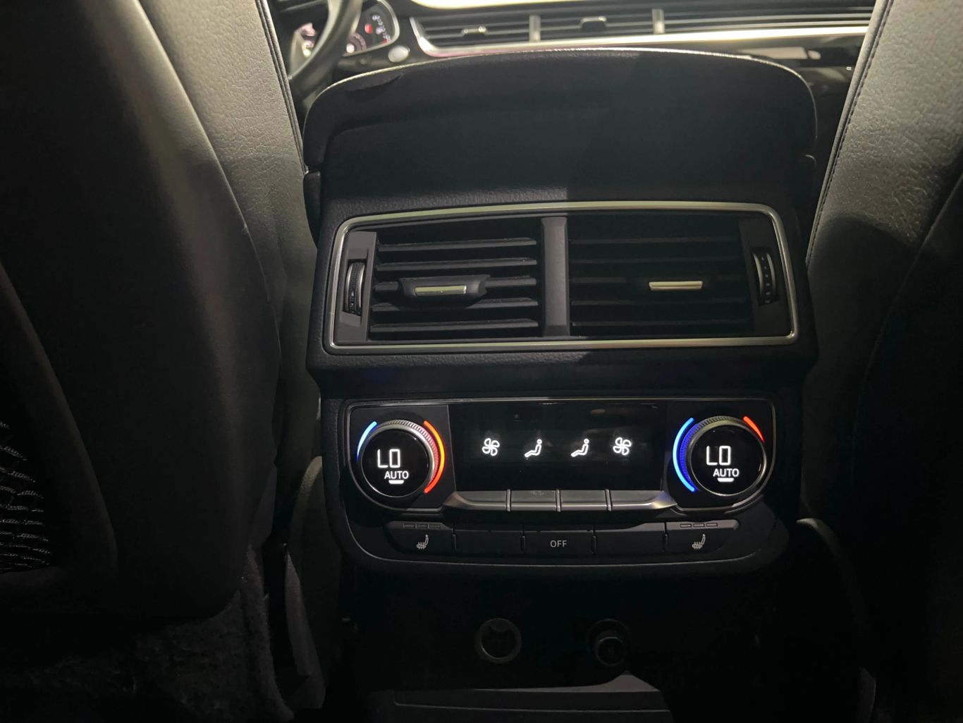 2018 AUDI Q7 SUV V6, SPRCHRGD, 3.0L 3.0T PRESTIGE SPORT UTILITY 4D