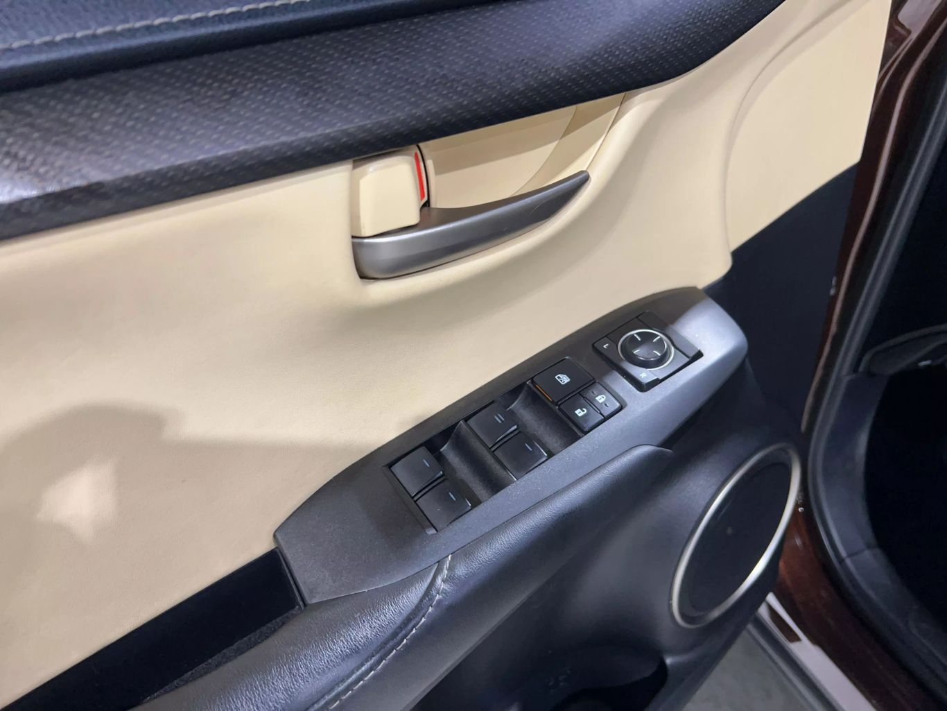 2016 LEXUS NX SUV 4-CYL, TURBO, 2.0 LITER 200T F SPORT SUV 4D