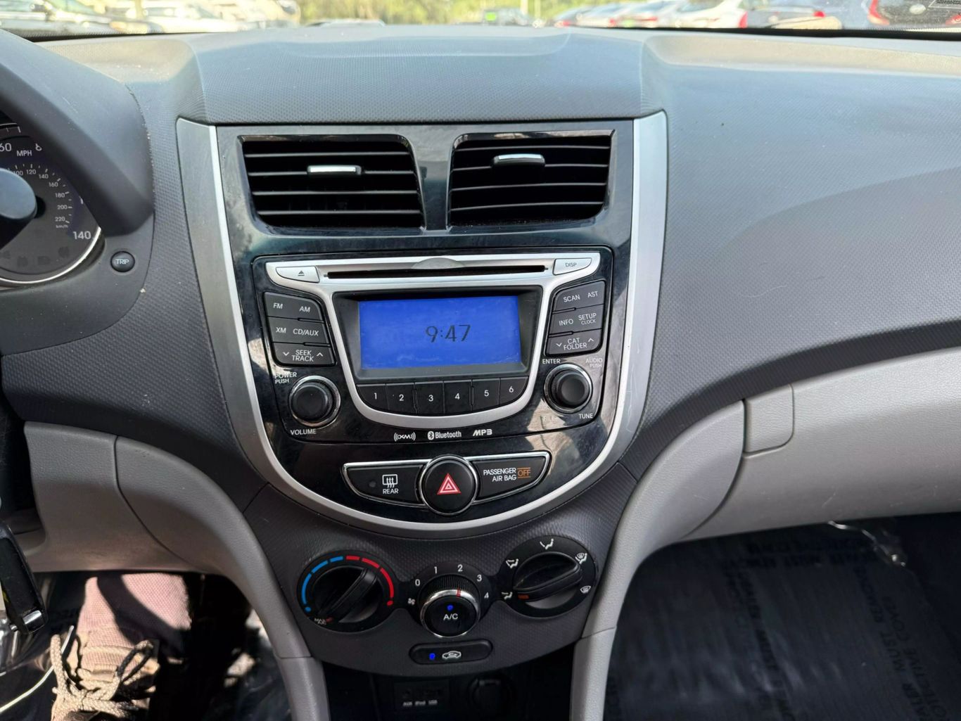 2012 HYUNDAI ACCENT HATCHBACK I4 1.6L GASOLINE HATCHBACK 5D SE 1.6L I4