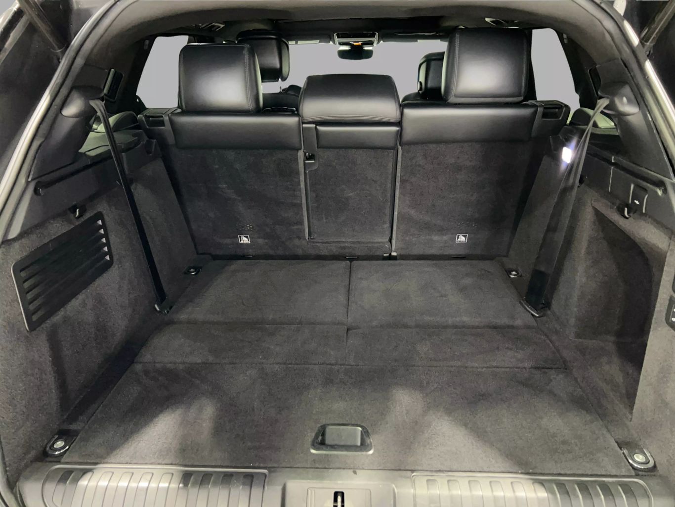 2019 LAND ROVER RANGE ROVER SPORT SUV V6, TURBO DIESEL, 3.0 LITER HSE SPORT UTILITY 4D