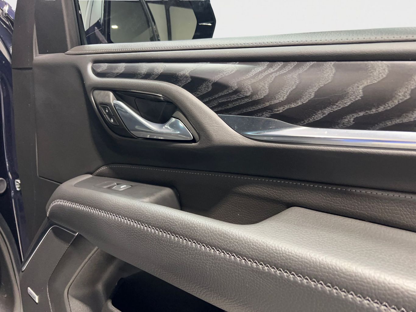 2024 GMC YUKON SUV V8, ECOTEC3, 6.2 LITER DENALI SPORT UTILITY 4D