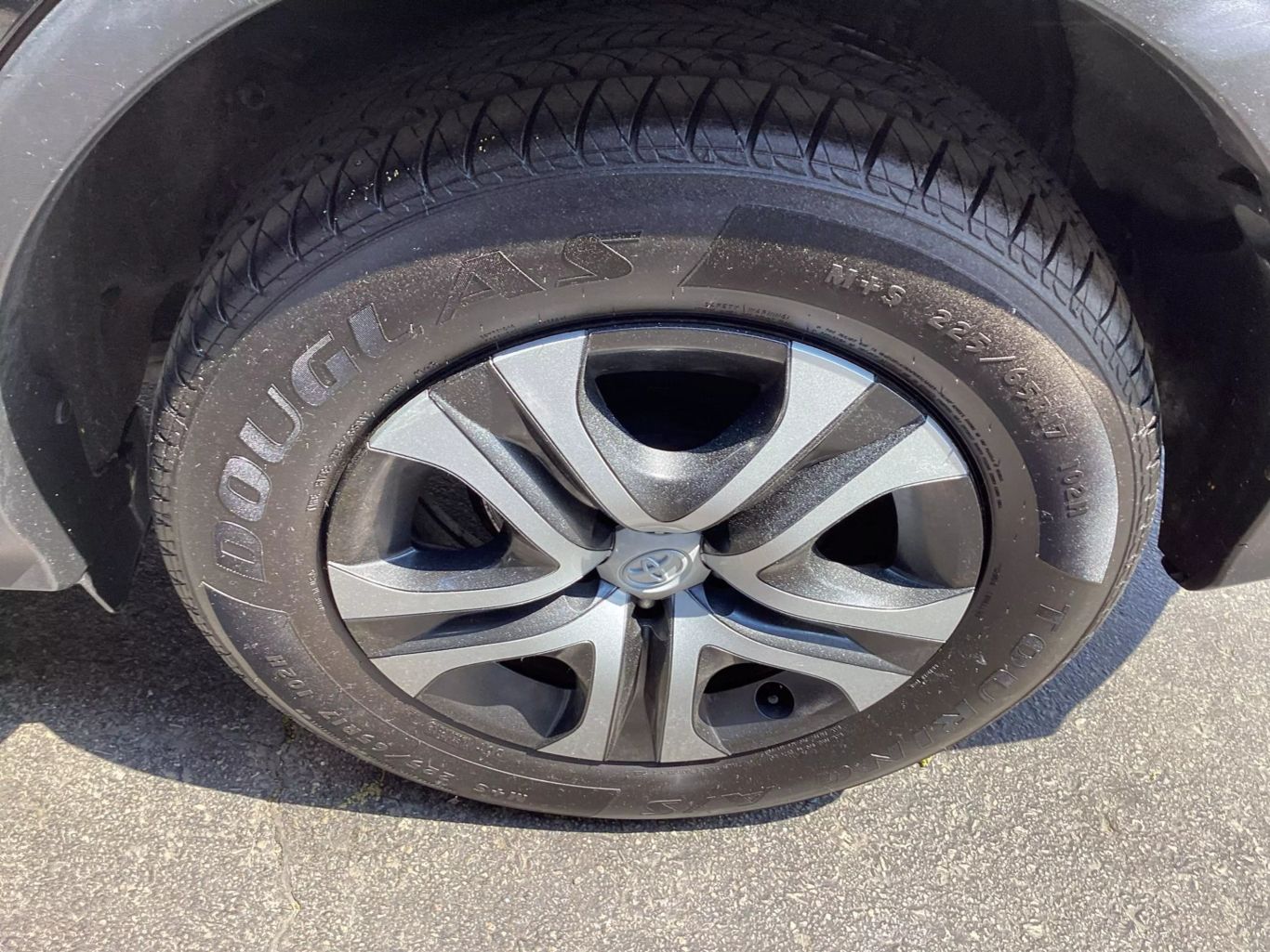 2016 Toyota Rav4 - Image 18