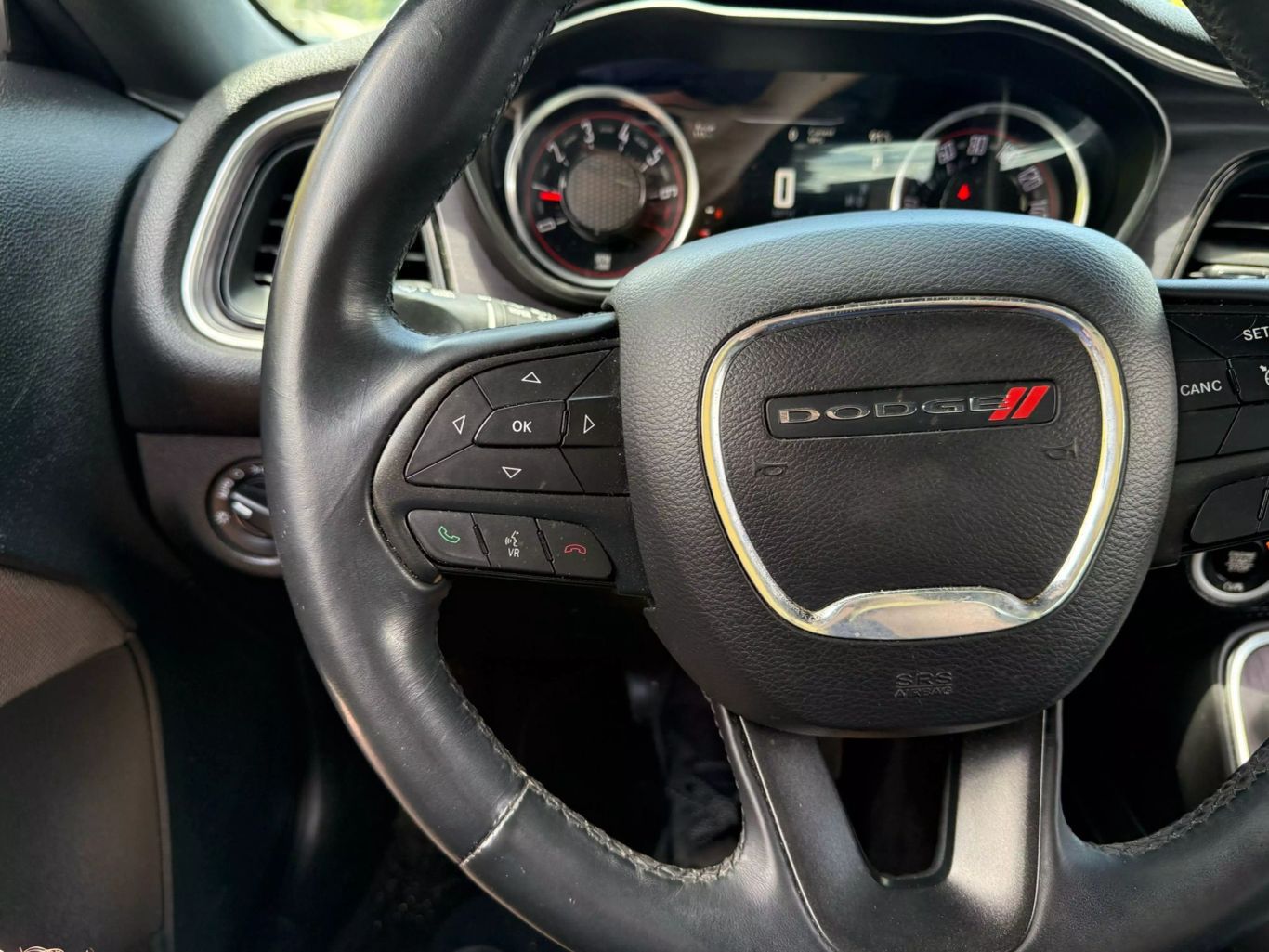 2016 DODGE CHALLENGER COUPE V6, 3.6 LITER SXT COUPE 2D