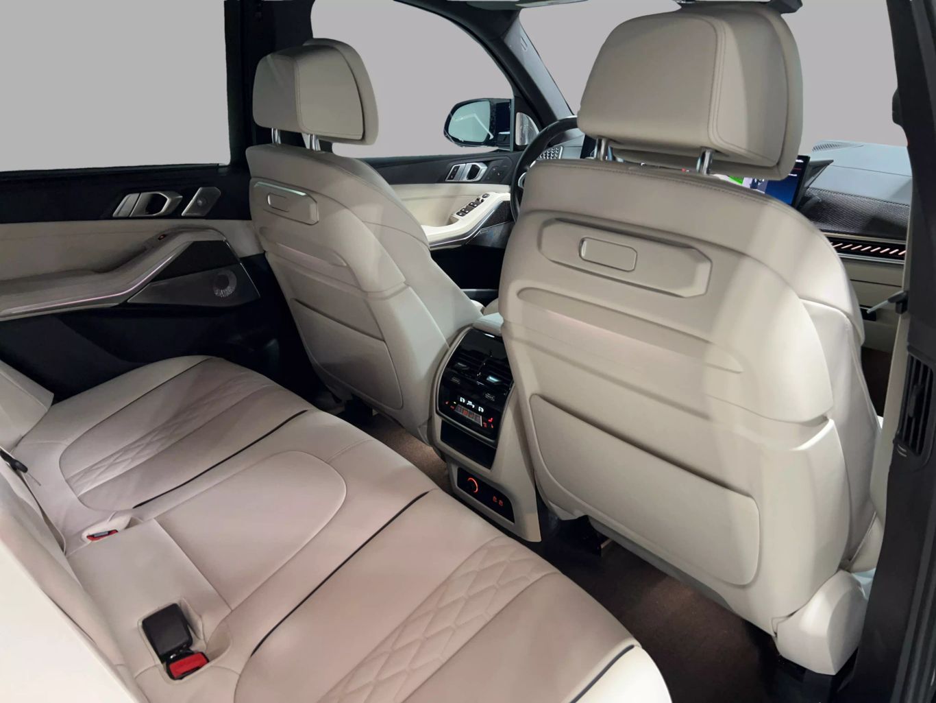 2024 BMW X5 SUV V8, TWIN TURBO, 4.4 LITER M60I SPORT UTILITY 4D