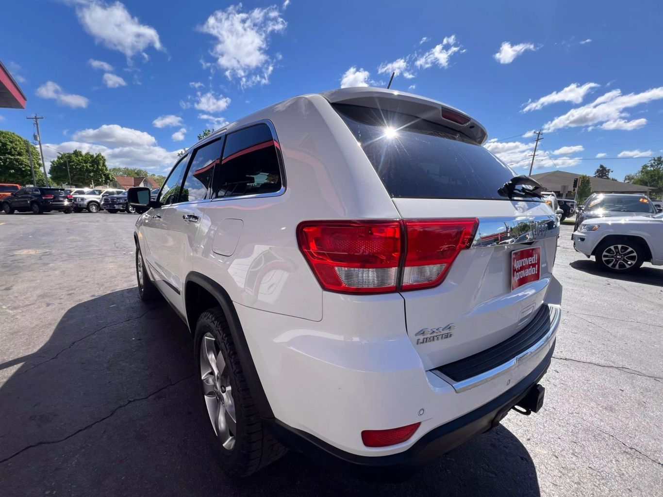 2011 Jeep Grand Cherokee - Image 8