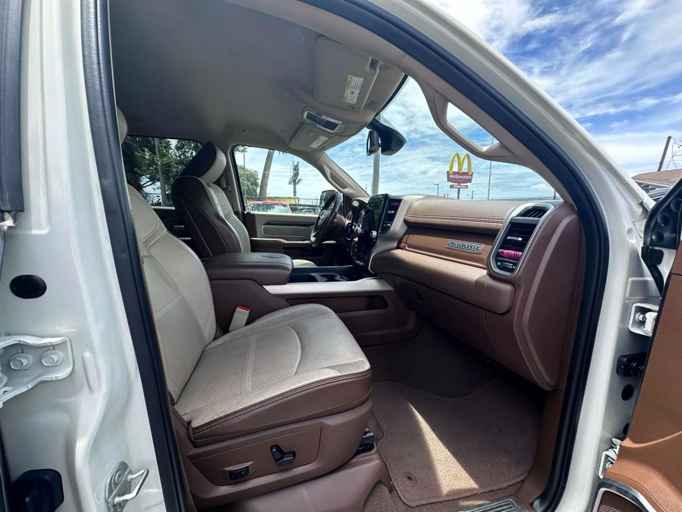 2020 RAM 3500 CREW CAB PICKUP 6-CYL, HO, TURBO DIESEL, 6.7 LITER LARAMIE PICKUP 4D 8 FT - Tampa Motor Cars
